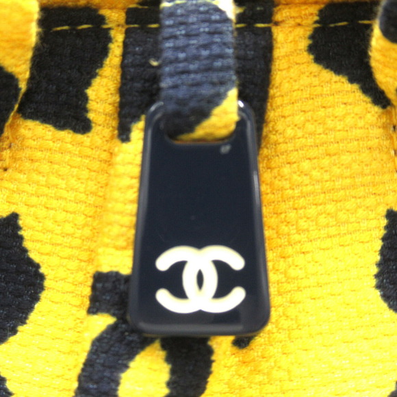 Chanel Yellow Blue Handbag - Picture 8 of 10